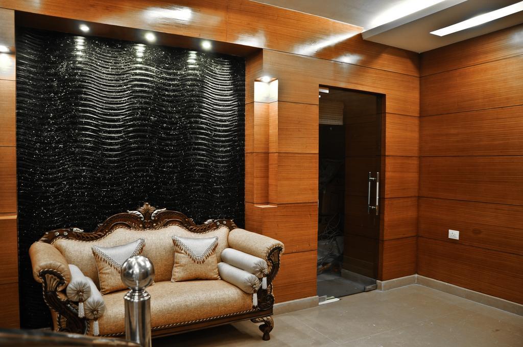Hotel Vanson Villa - Near Connaught Place New Delhi Buitenkant foto