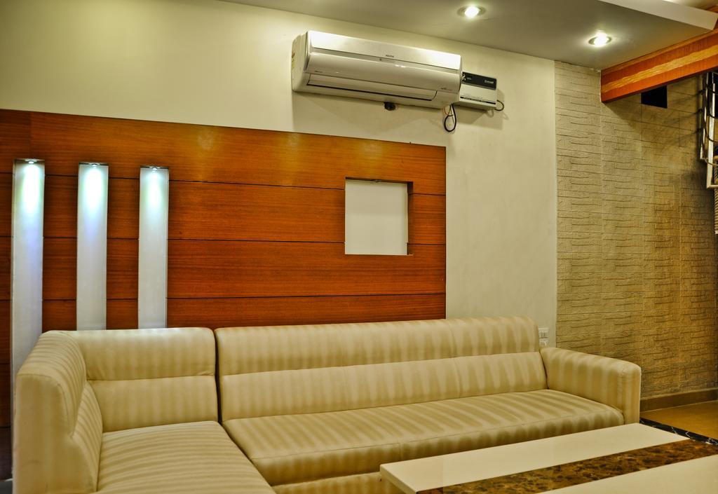 Hotel Vanson Villa - Near Connaught Place New Delhi Buitenkant foto