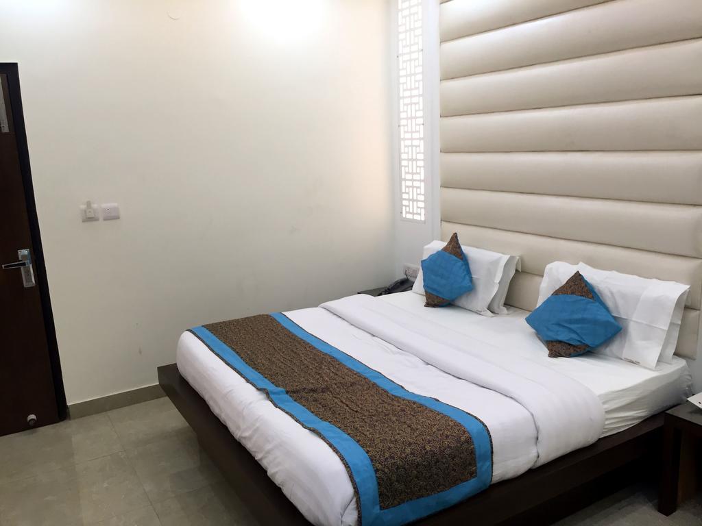 Hotel Vanson Villa - Near Connaught Place New Delhi Buitenkant foto
