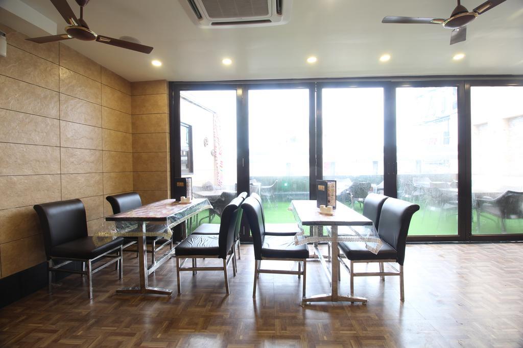 Hotel Vanson Villa - Near Connaught Place New Delhi Buitenkant foto